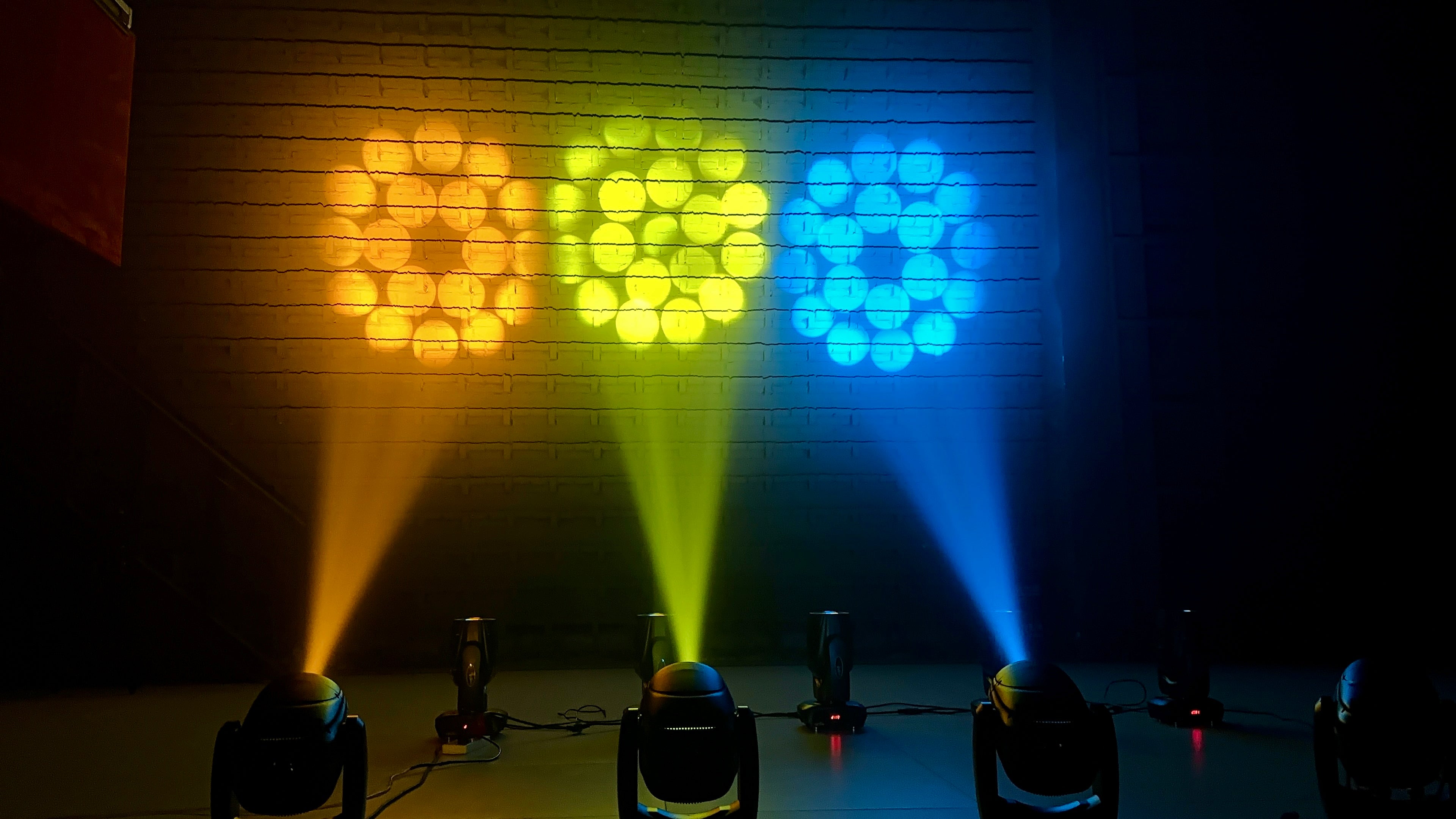 Cabeza Móvil KBL200 — LED Moving Head Beam Light