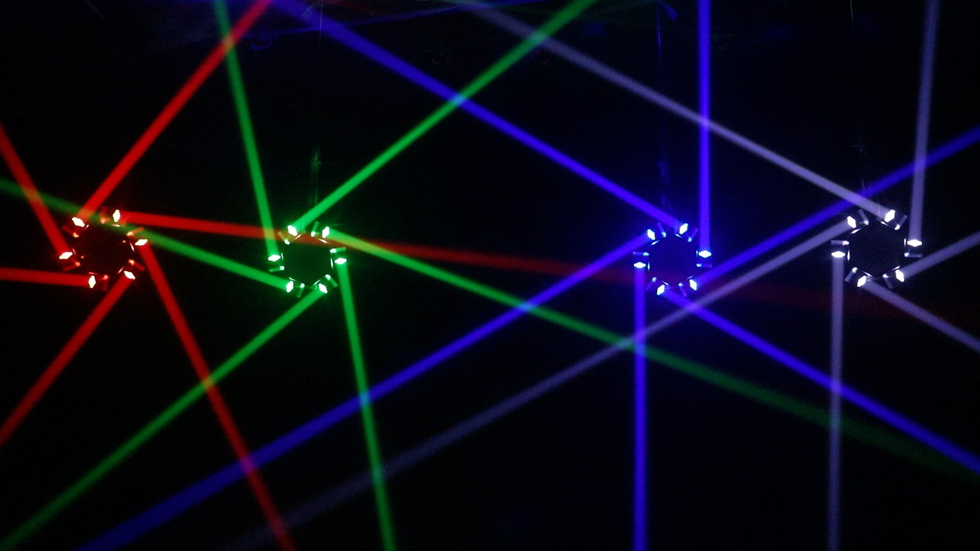 Luz Multiefectos SPG635 — Bee Eye de 6 Brazos